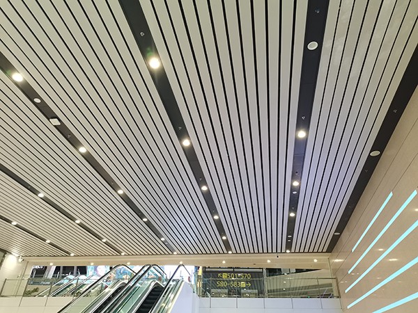 消防應(yīng)急照明和疏散指示系統(tǒng)能否實現(xiàn)遠程監(jiān)控和控制？